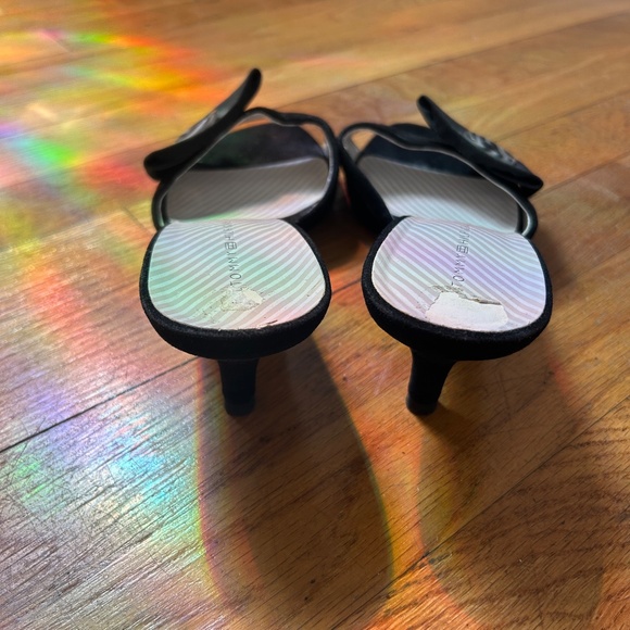Tommy Hilfiger size 9 black heels - Picture 4 of 5